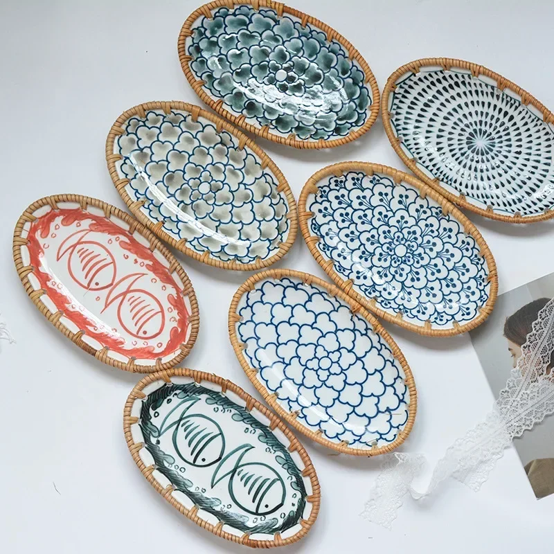 Travertine Tray Oval - صينية فواكه سيراميكية منسوجة من الخيزران
